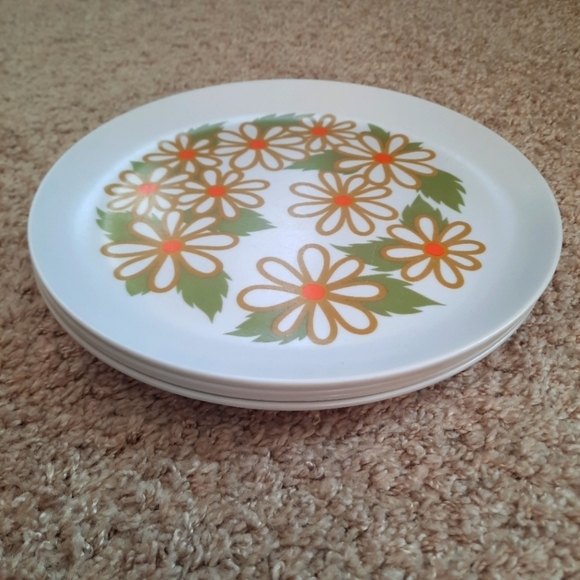 Vintage MCM Texas Ware 9" melamine 70s floral pattern dinner plates 4 pieces - Picture 1 of 10